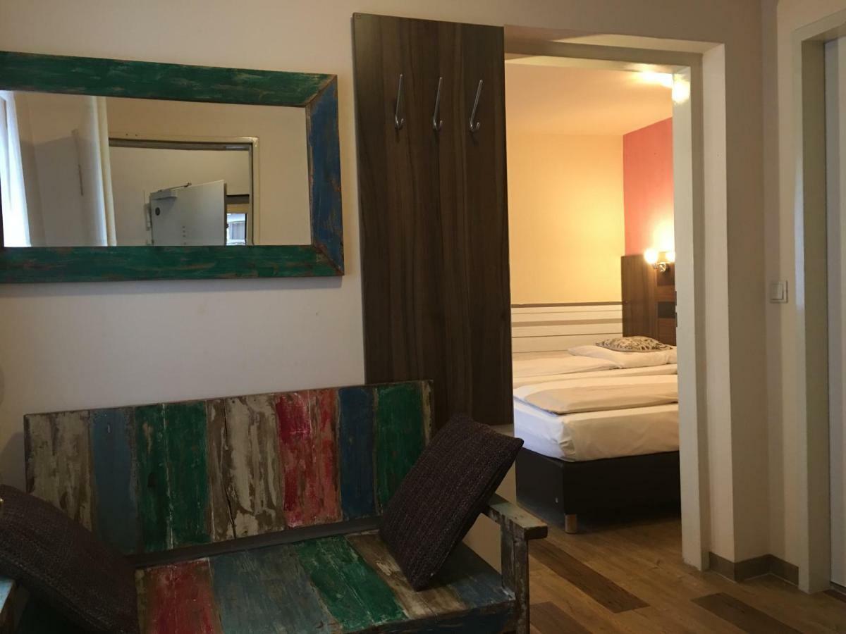 Altduesseldorf 3*